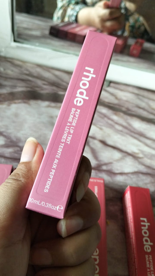 Peptide Lip Tint – Hydrating Glossy Lip Care