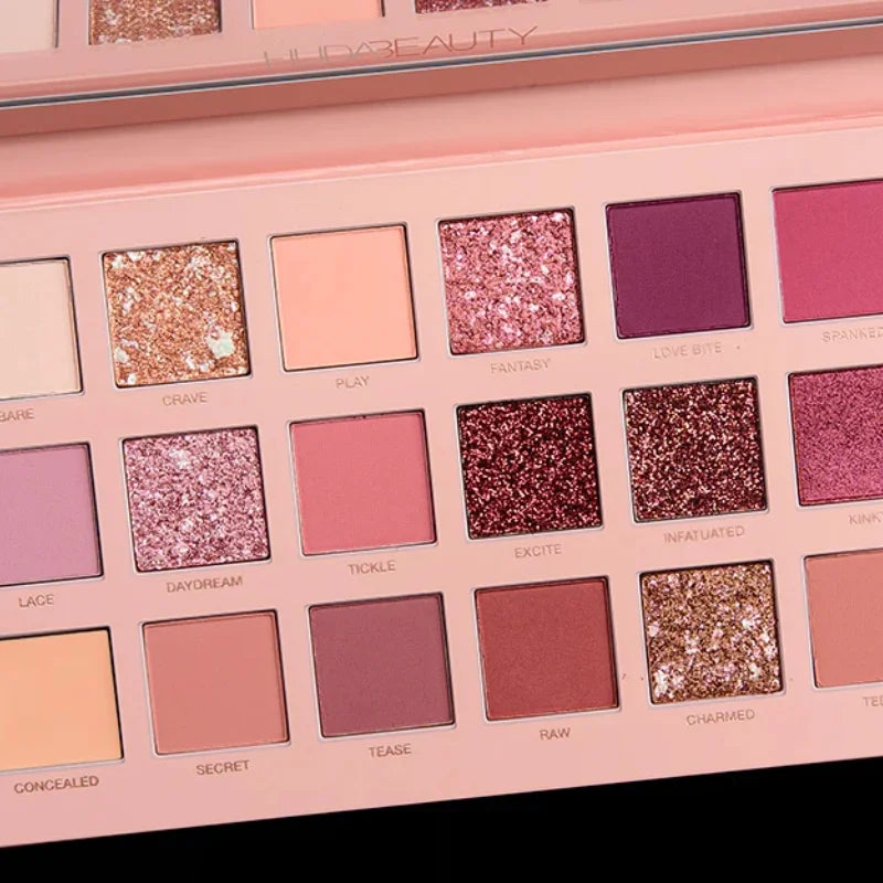 18-Color Nude Eyeshadow Palette – Matte & Shimmer Collection